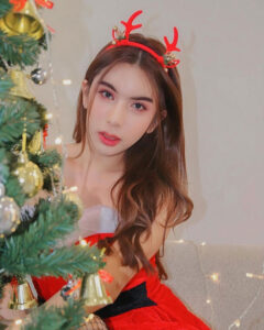 ครูแพรว18+