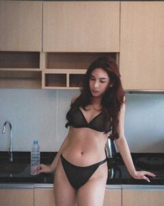 ครูแพรว ว้าว