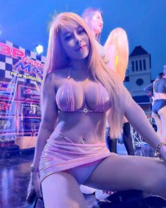 น้องออย หวิว