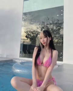 น้องฮาย บิกินี่