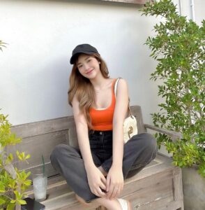 ชาครีม สาวสวย