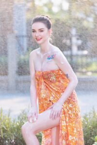 วาร์ป Jessie Vard