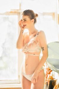 Jessie Vard หวิว