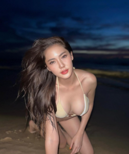 น้องฝนชลดา เน็ตไอดอล